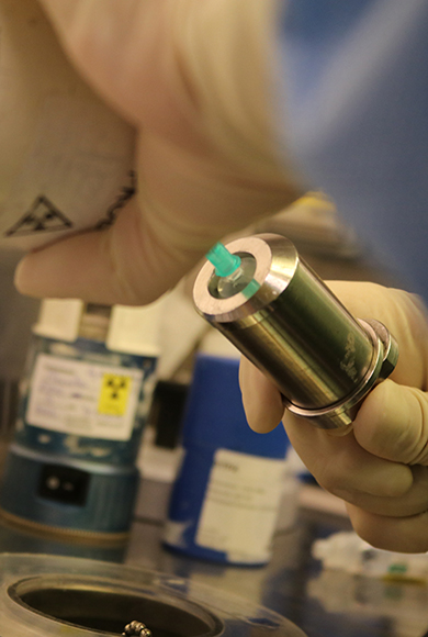 Nuclear Medicine - Radiopharmaceuticals Nuclear Medicine - Radiopharmaceuticals